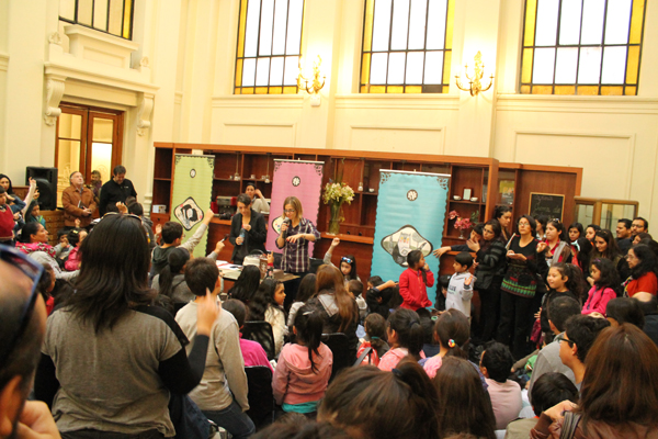 Durante la presentación del libro.
